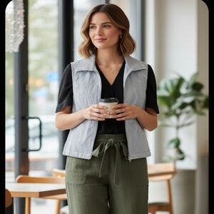 Rafaella Vest Womens 8  Blue White Striped Full Zip Sleeveless Stretch Ladies